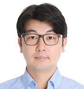 Jeong Uk Lim